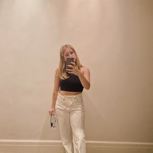 Meet your Posher, Bella